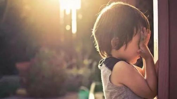 揭秘！幼儿园小孩打人、爱哭、撒谎、不合群 背后的秘密